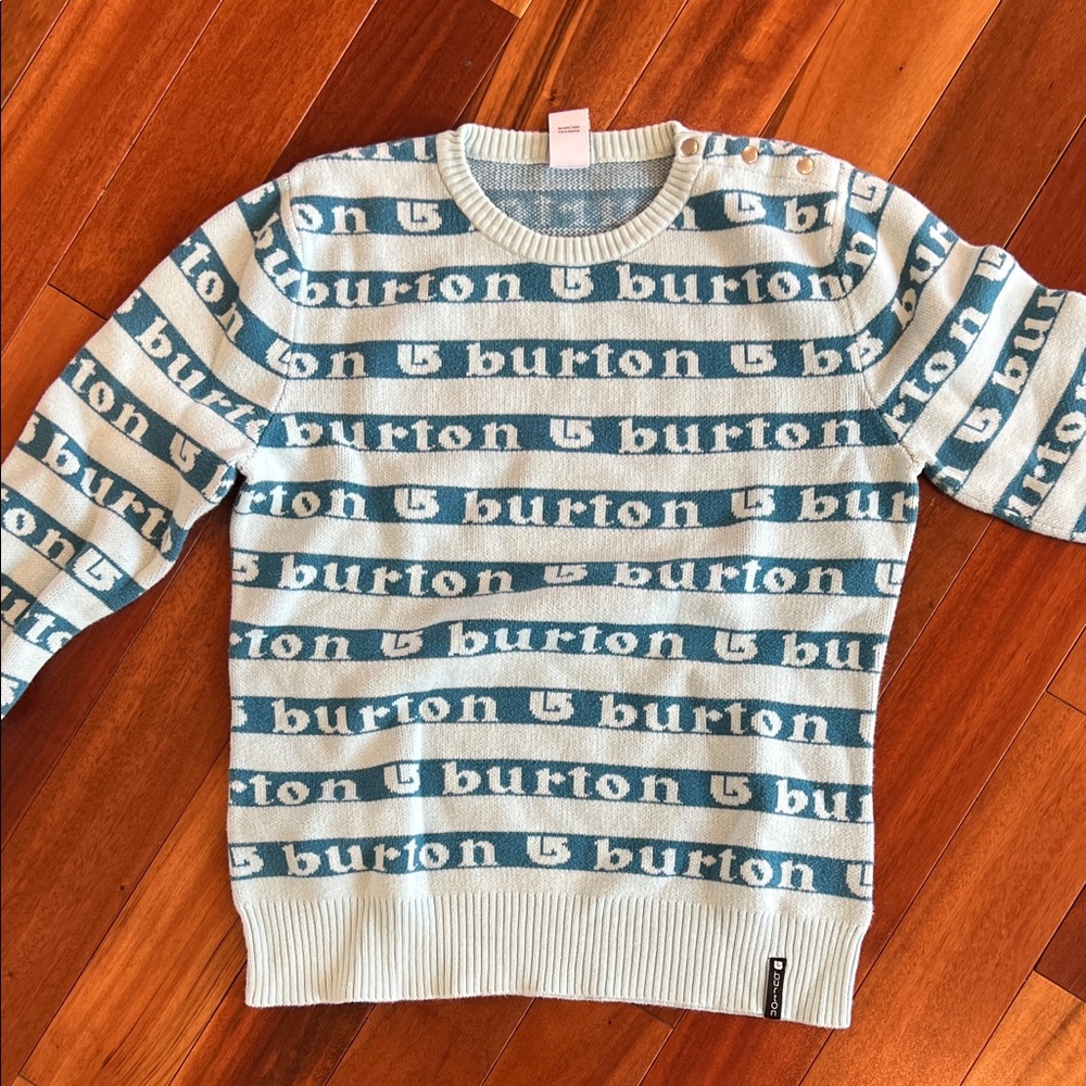 Burton Logo knit Sweater in Teal and light blue